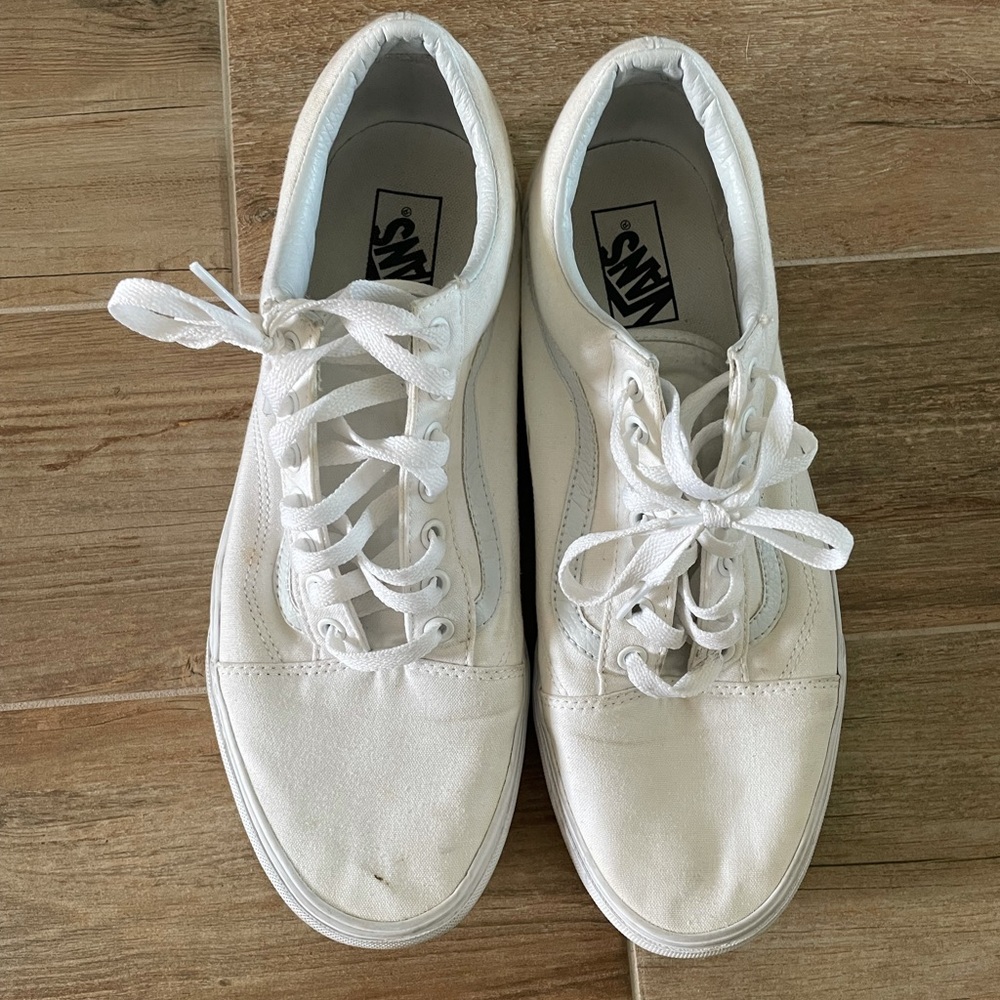 Gently Used VANS